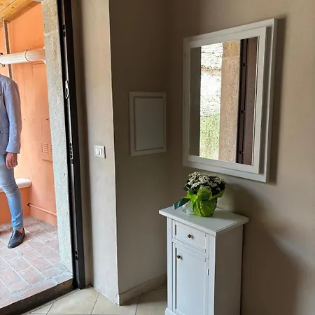 Tillesia * Aiello Calabro